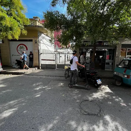 Golden Cherry 公寓 *