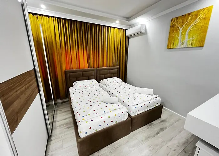 Apartment Golden Cherry *