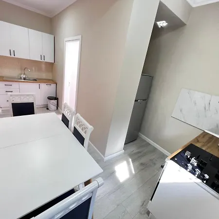 Golden Cherry Apartman